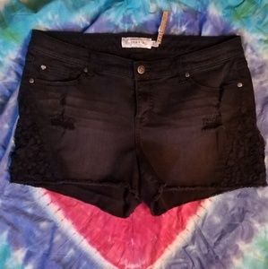 Black Jean shorts lace detail size 18
